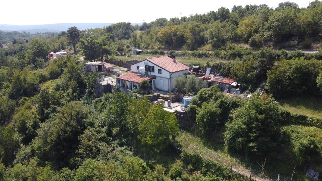Apartments Pomjan Pogled Na Gore 외부 사진